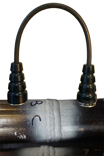 Контроль магнитопорошковым дефектоскопом УниМАГ-01 сварного шва трубы
